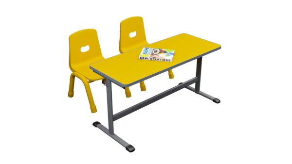 DOUBLE DESK WITH 2 CHAIRS FOR UKG CLASS